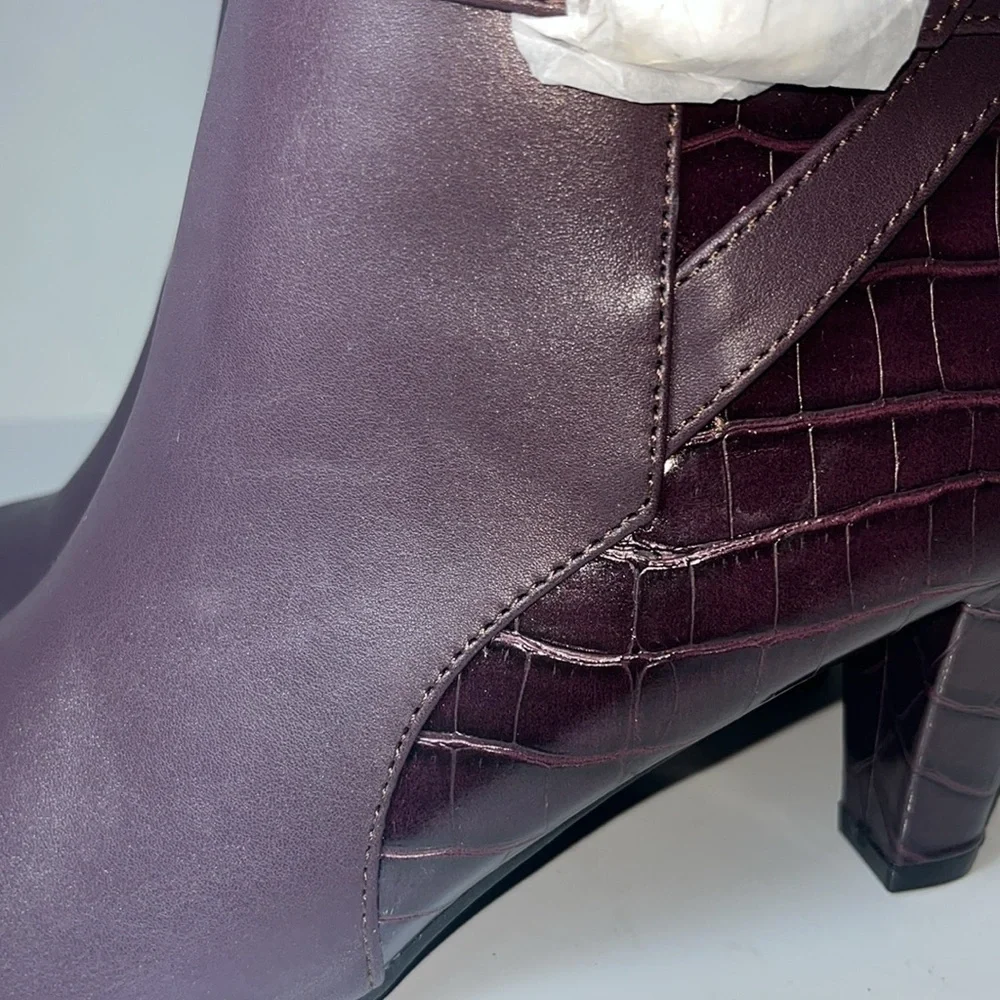 Women's Helini Round Toe Heeled Dress Booties WITH NO BOX